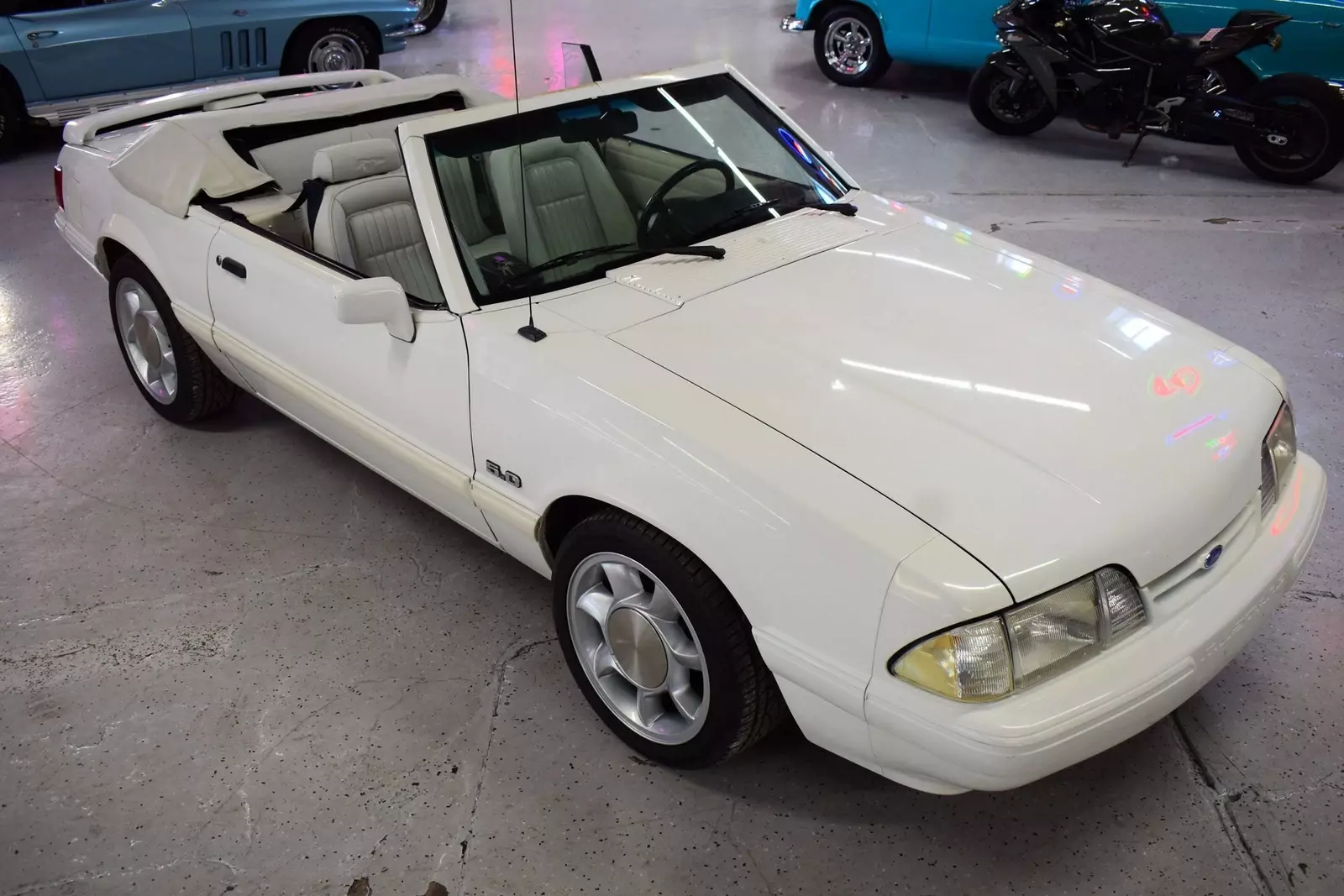 1993 Ford Mustang LX - photo 2