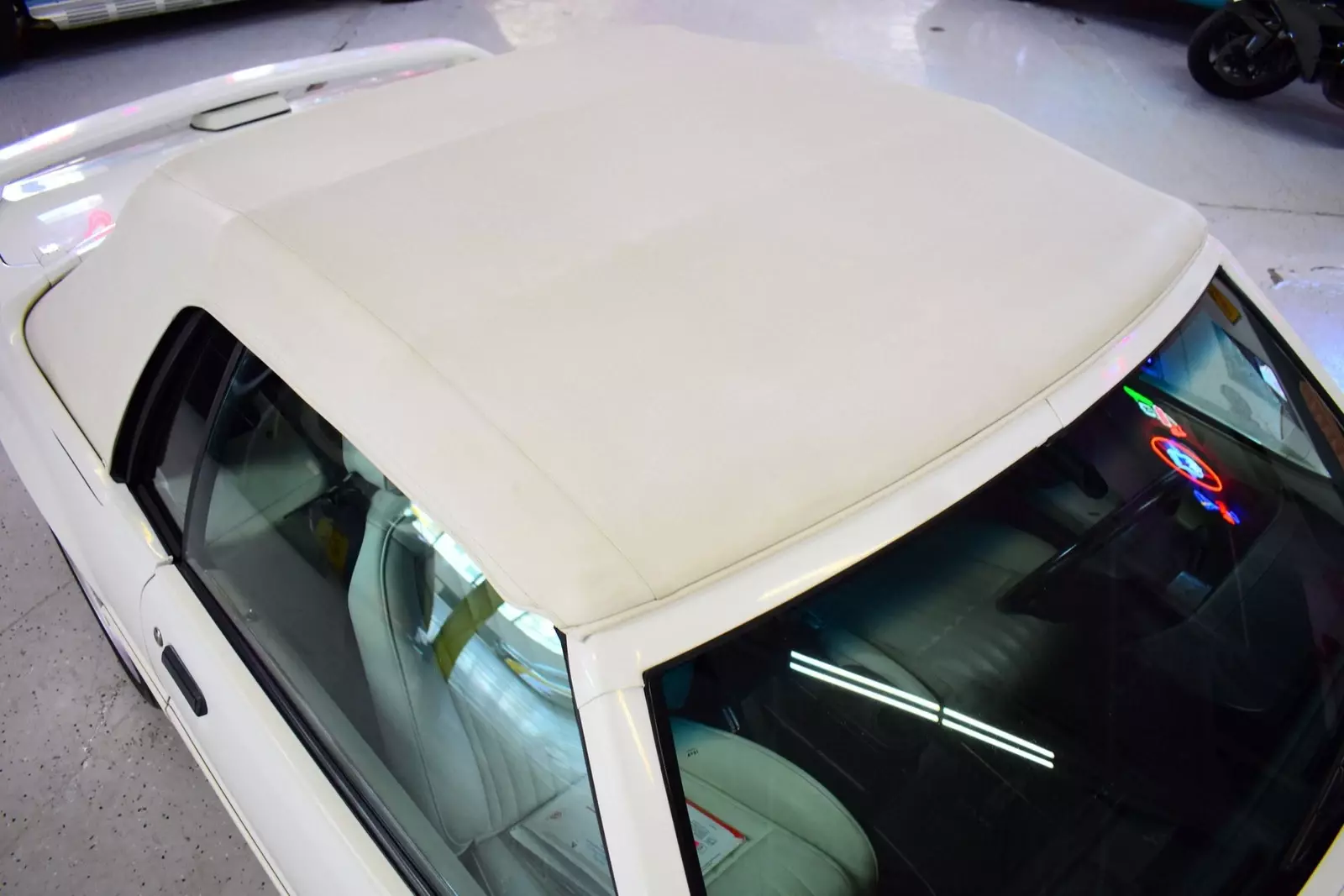 1993 Ford Mustang LX - photo 6