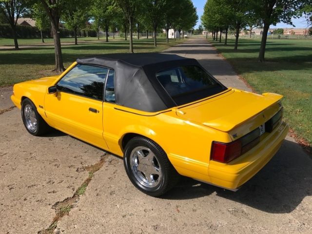 1993 Ford Mustang LX - photo 12