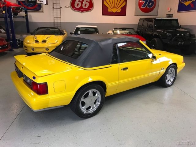 1993 Ford Mustang LX - photo 13