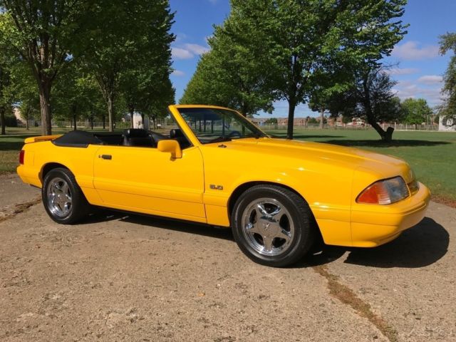 1993 Ford Mustang Convertible LX 5.0 Liter FEATURE CAR - photo 7