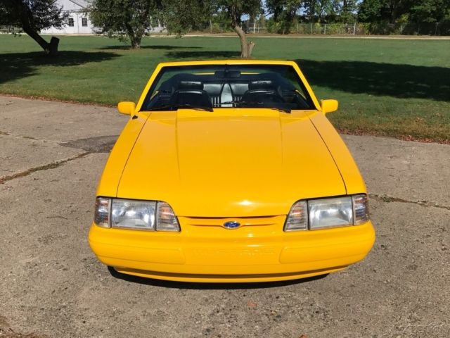 1993 Ford Mustang Convertible LX 5.0 Liter FEATURE CAR - photo 8