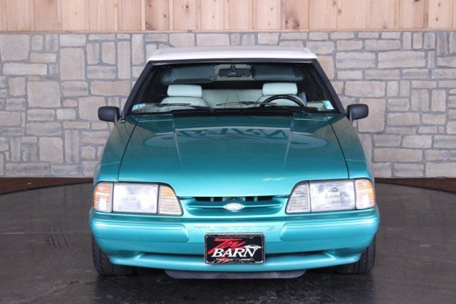 1993 Ford Mustang LX Convertible - photo 12