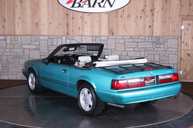 1993 Ford Mustang LX Convertible - photo 4