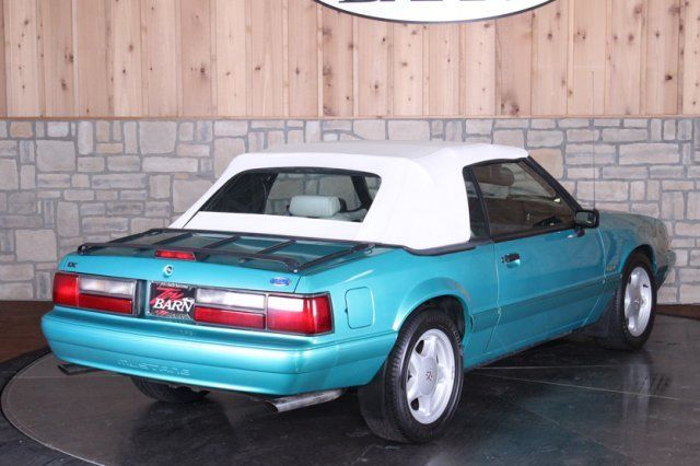 1993 Ford Mustang LX Convertible - photo 5