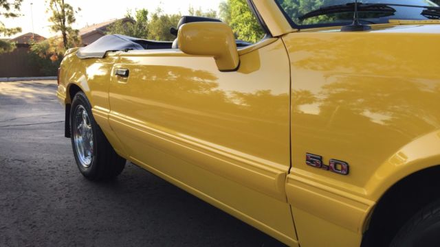 1993 Ford Mustang LX Convertible FEATURE car - photo 3
