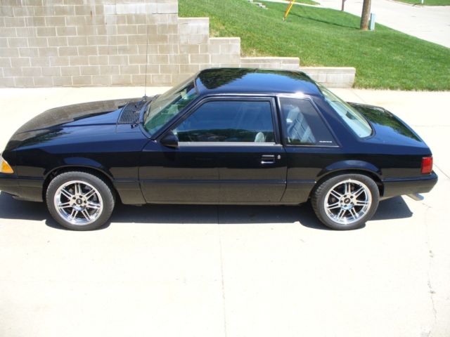 1993 Ford Mustang LX 2dr - photo 2