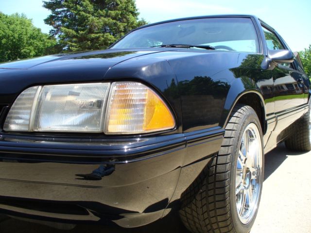 1993 Ford Mustang LX 2dr - photo 4
