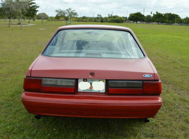 1993 Ford Mustang LX Hatchback 2-Door - photo 5