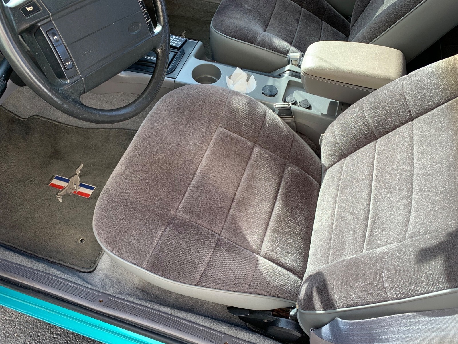 1993 Ford Mustang - photo 6