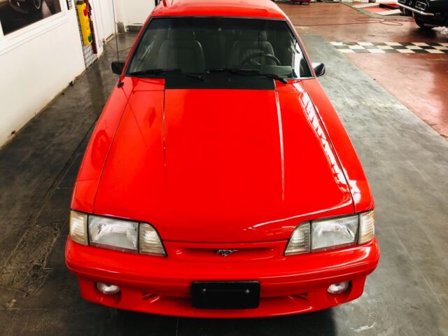 1993 Ford Mustang -SVT COBRA 30k MILES-CLEAN AUTOCHECK-4 OWNER-HATCH - photo 8