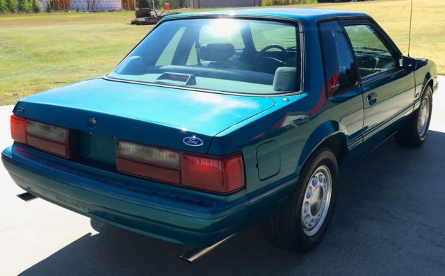 1993 Ford Mustang SSP 5.0, 5-Speed, Reef Blue, Police Coupe - photo 10