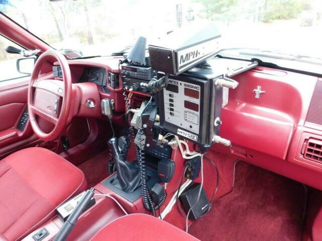 1993 Ford Mustang SSP 5.0 - photo 10