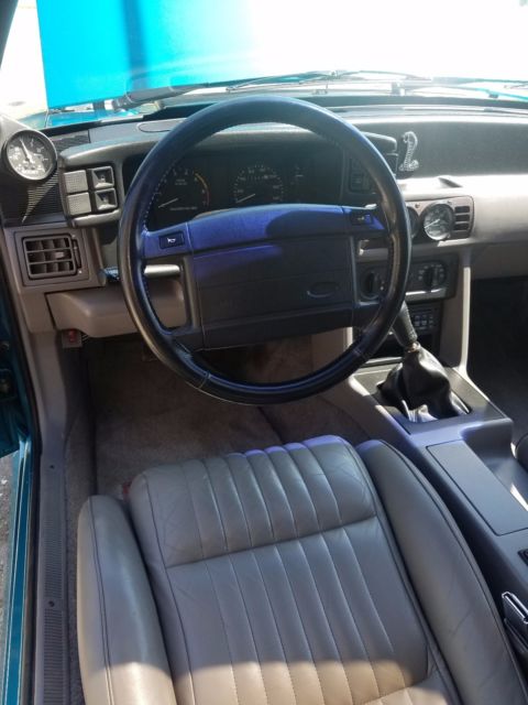 1993 Ford Mustang SVT Cobra Hatchback 2-Door - photo 5