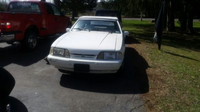 1993 Ford Mustang Triple White Feature Limited Edition - photo 3