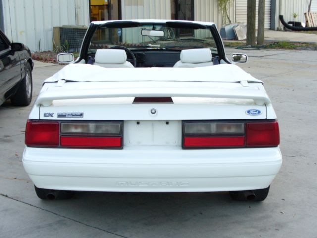 1993 Ford Mustang - photo 5