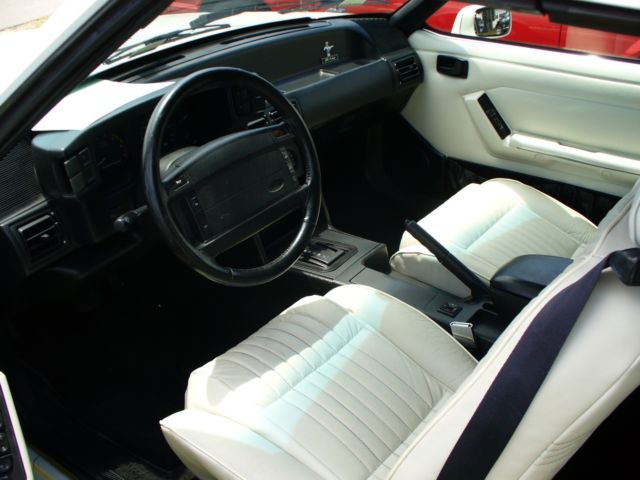 1993 Ford Mustang - photo 8