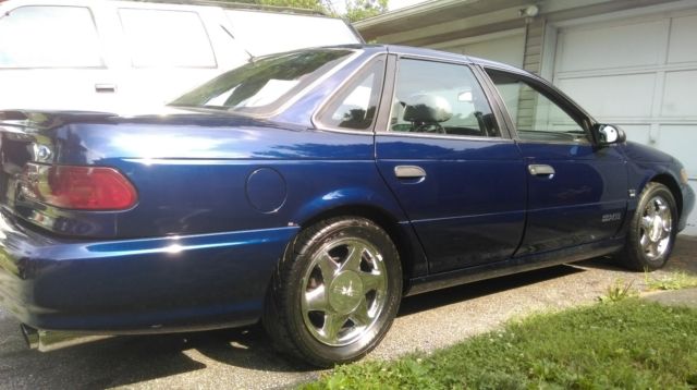1993 Ford Taurus sho - photo 2