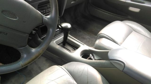 1993 Ford Taurus sho - photo 9