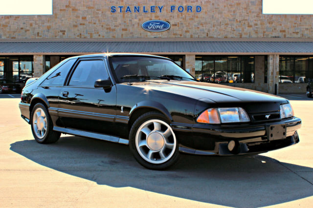 1993 Ford Mustang SVT Cobra - photo 2