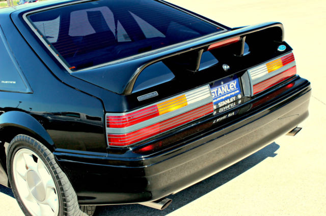 1993 Ford Mustang SVT Cobra - photo 7