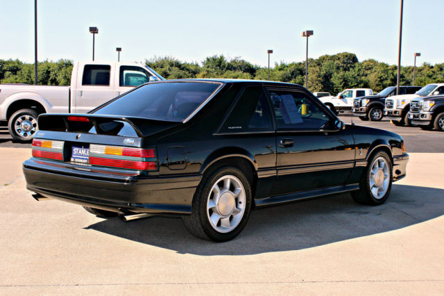 1993 Ford Mustang SVT Cobra - photo 8