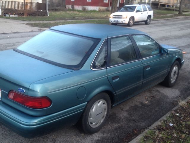 1993 Ford Taurus - photo 5