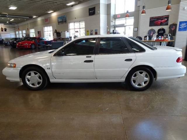 1993 Ford Taurus SHO 4dr Sedan - photo 11