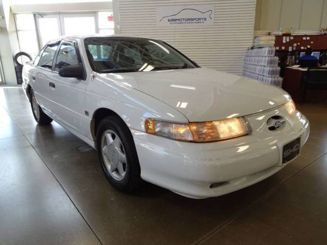 1993 Ford Taurus SHO 4dr Sedan - photo 3