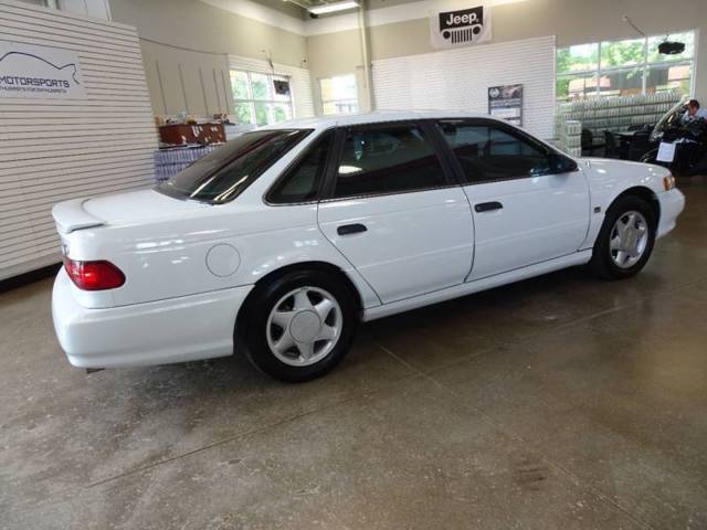 1993 Ford Taurus SHO 4dr Sedan - photo 6