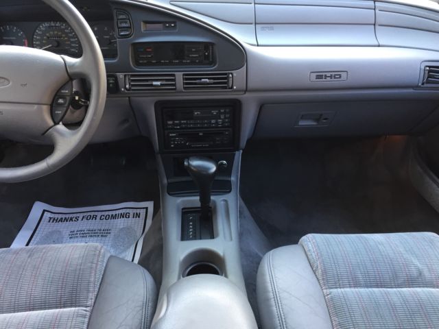 1993 Ford Taurus SHO - photo 12
