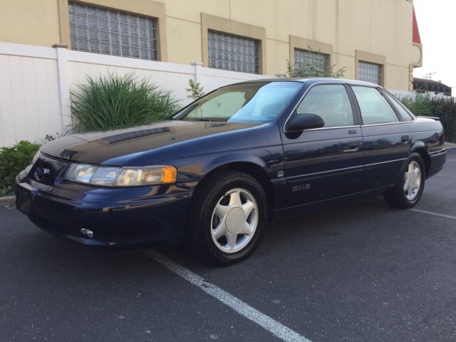 1993 Ford Taurus SHO - photo 2
