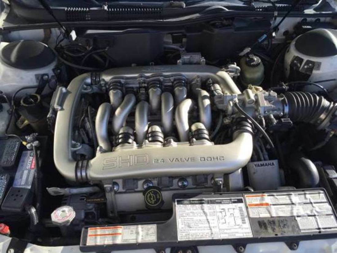 1993 Ford Taurus SHO - photo 4