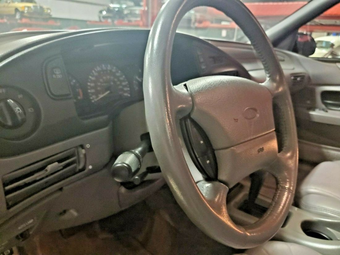 1993 Ford Taurus SHO - photo 6