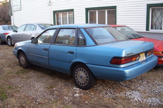 1993 Ford Tempo Cerulean Blue Movie Car - photo 4