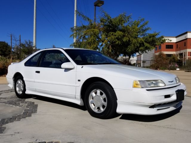 1993 Ford Thunderbird LX - photo 8