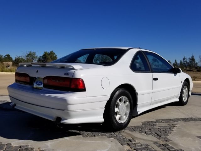 1993 Ford Thunderbird LX - photo 9