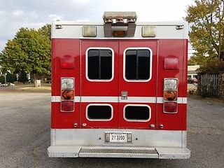 1993 Ford E-Series Van E-350 Ambulance Package - photo 3