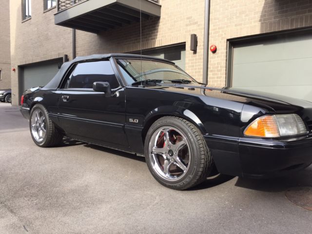 1993 Ford Mustang LX Convertible - photo 3