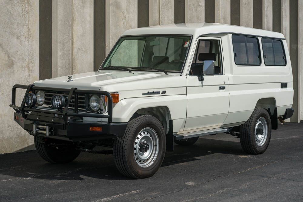 1980 Toyota Land Cruiser FZJ75 SUV - photo 8