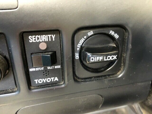 1993 Toyota Land Cruiser - photo 12