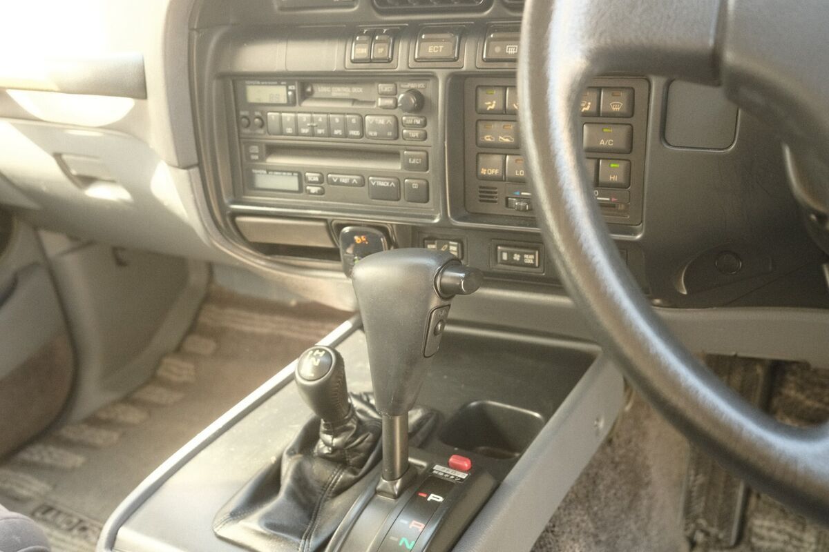 1993 Toyota Land Cruiser - photo 11