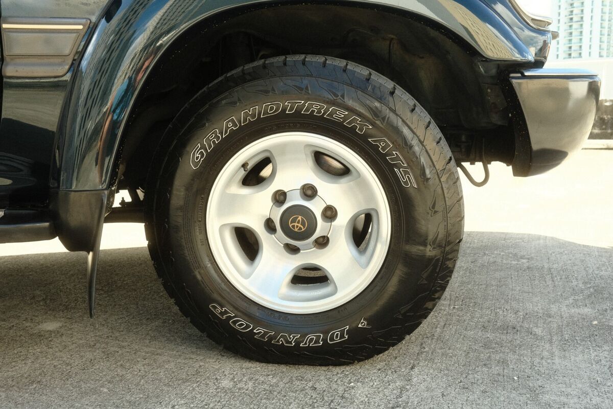1993 Toyota Land Cruiser - photo 5