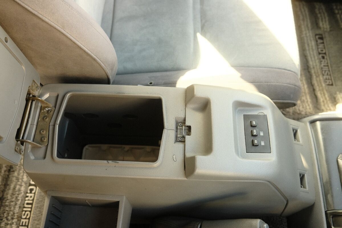 1993 Toyota Land Cruiser - photo 8