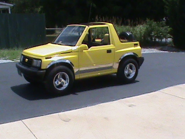 1993 Geo Tracker Convertible. - photo 6