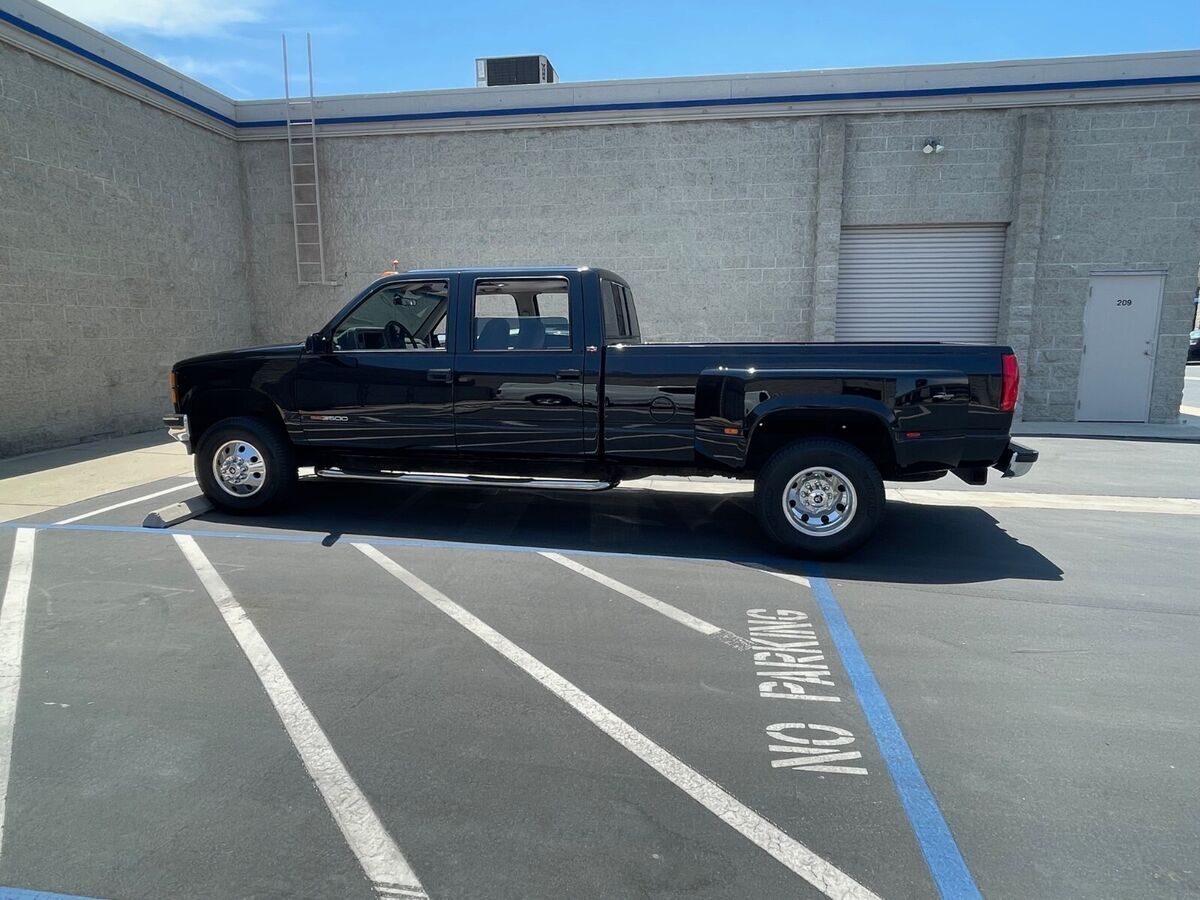 1993 GMC Sierra 3500 - photo 2