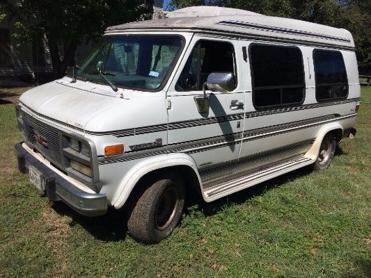 1993 GMC G2500 Vandura Standard Cargo Van 3-Door 5.7L 1993 GMC Van Vandura Standard Cargo Van 3-Door