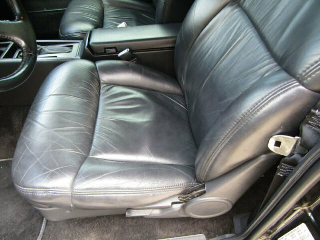 1993 GMC Jimmy 2dr Typhoon AWD - photo 11