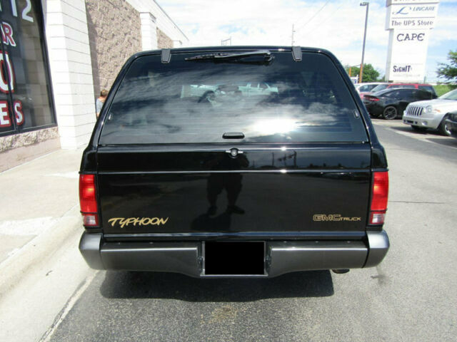 1993 GMC Jimmy 2dr Typhoon AWD - photo 4