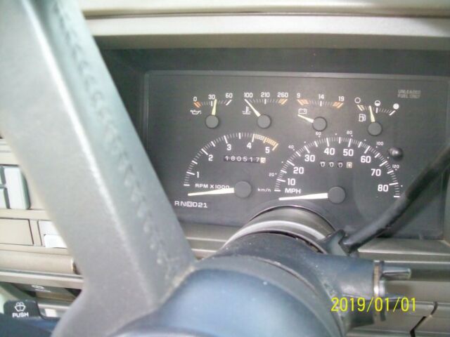 1993 GMC Suburban - photo 4
